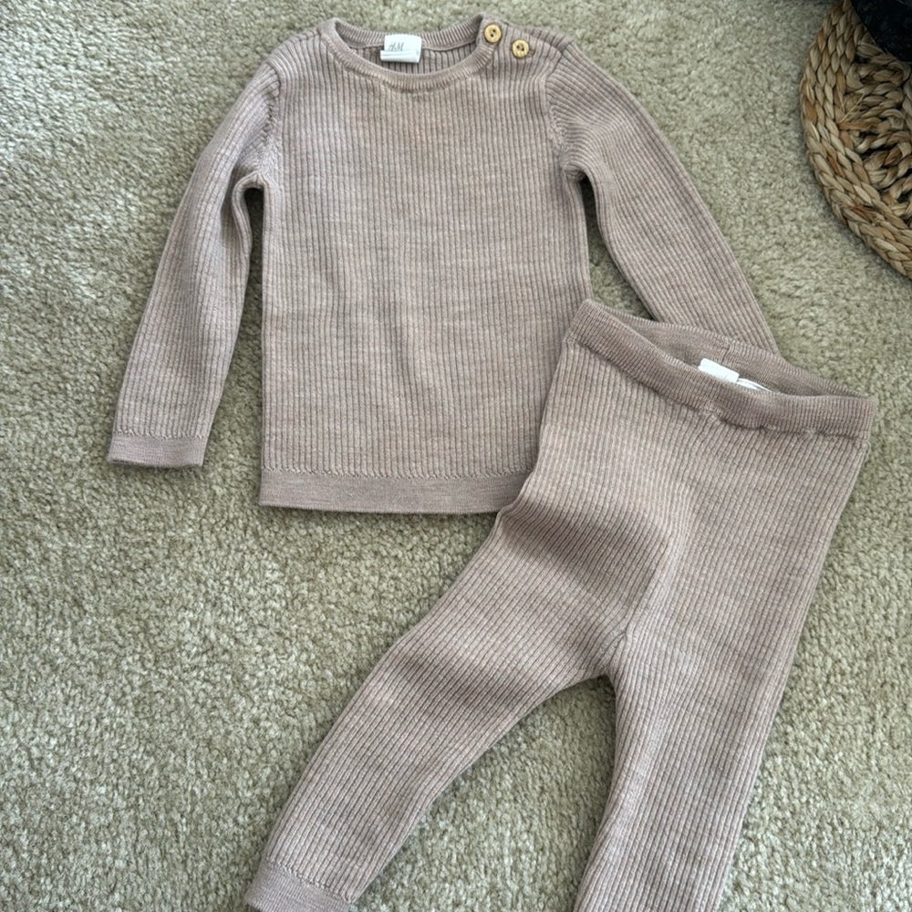 H&M knit set